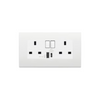 مقبس مزدوج 13 أمبير مع منفذ USB