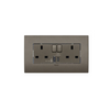 مقبس مزدوج 13 أمبير مع منفذ USB